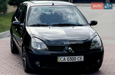 Седан Renault Clio 2006 в 