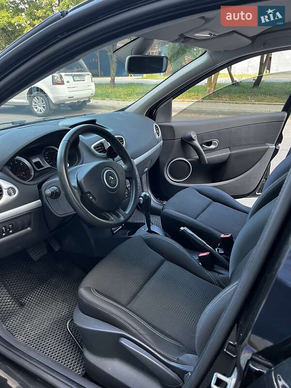 Хэтчбек Renault Clio 2011 в Коломые фото 6 Хэтчбек Renault Clio 2011 в Коломые