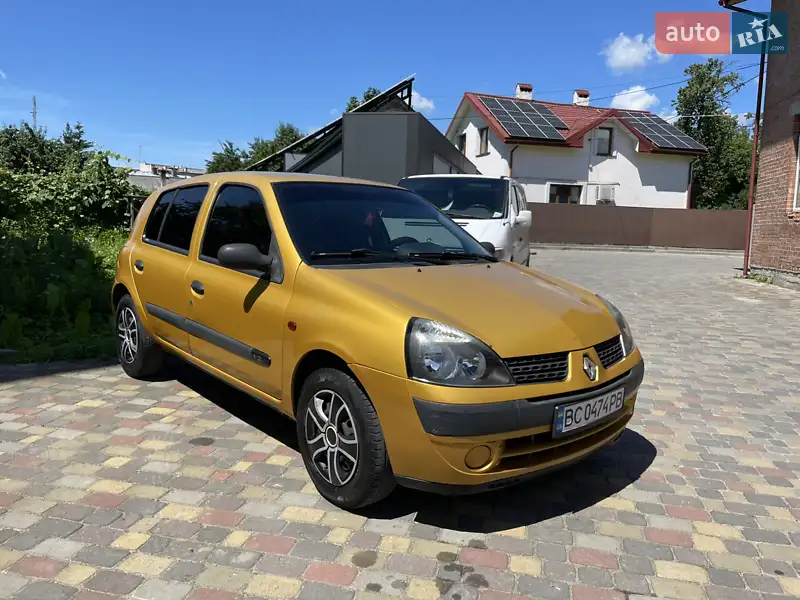 Renault Clio 2002