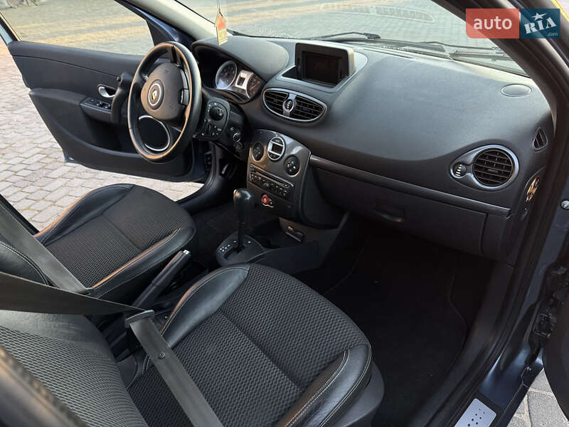 Универсал Renault Clio 2009 в Самборе