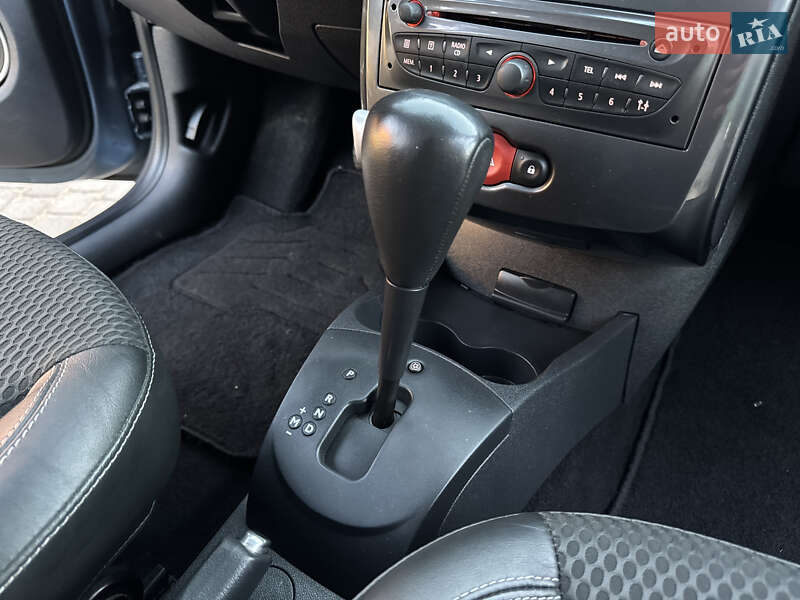 Универсал Renault Clio 2009 в Самборе