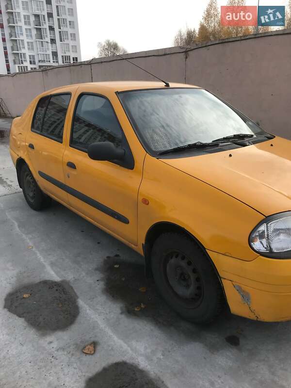 Хэтчбек Renault Clio 2001 в Киеве