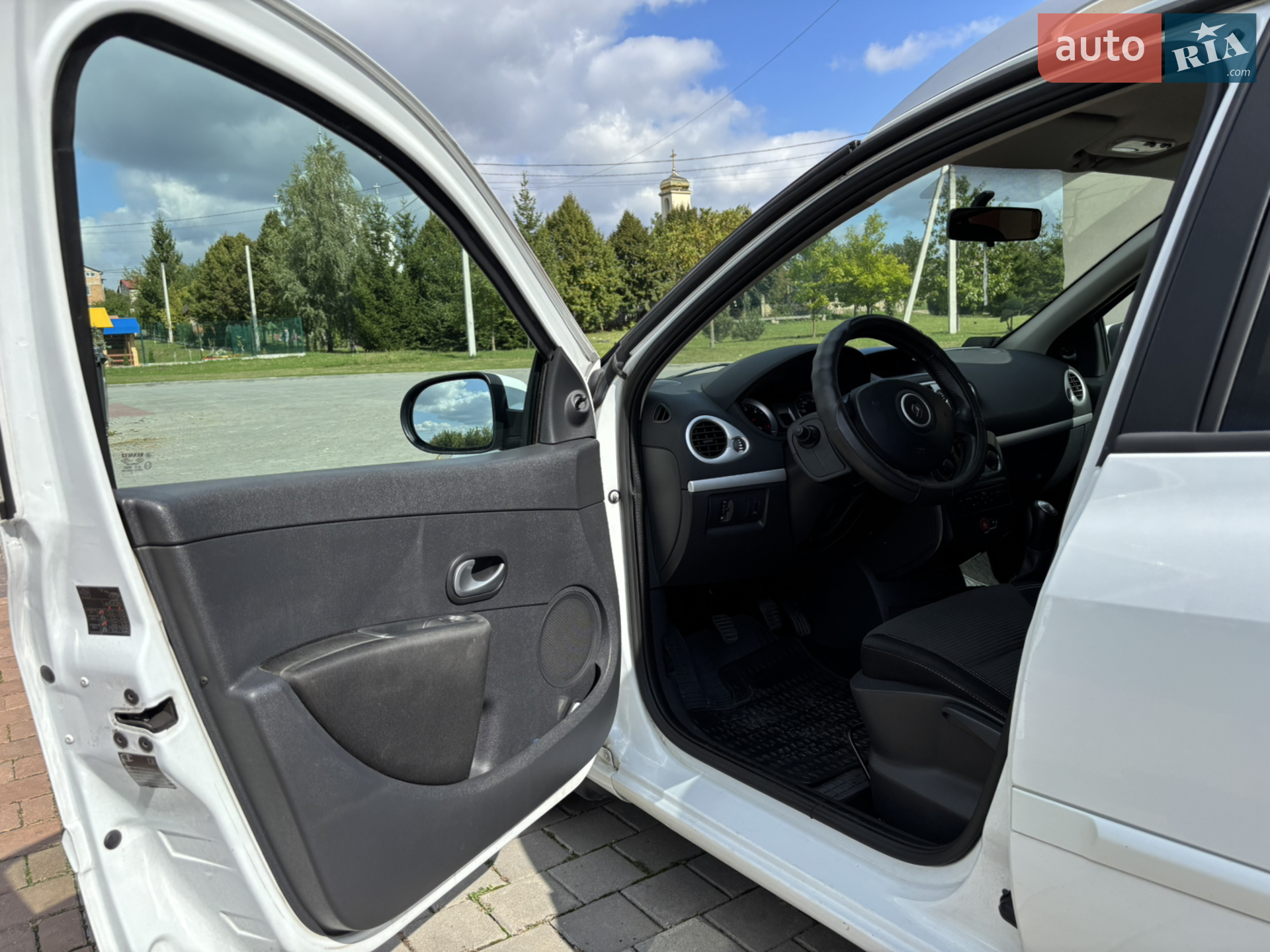 2012 Renault Clio - мініатюра 9