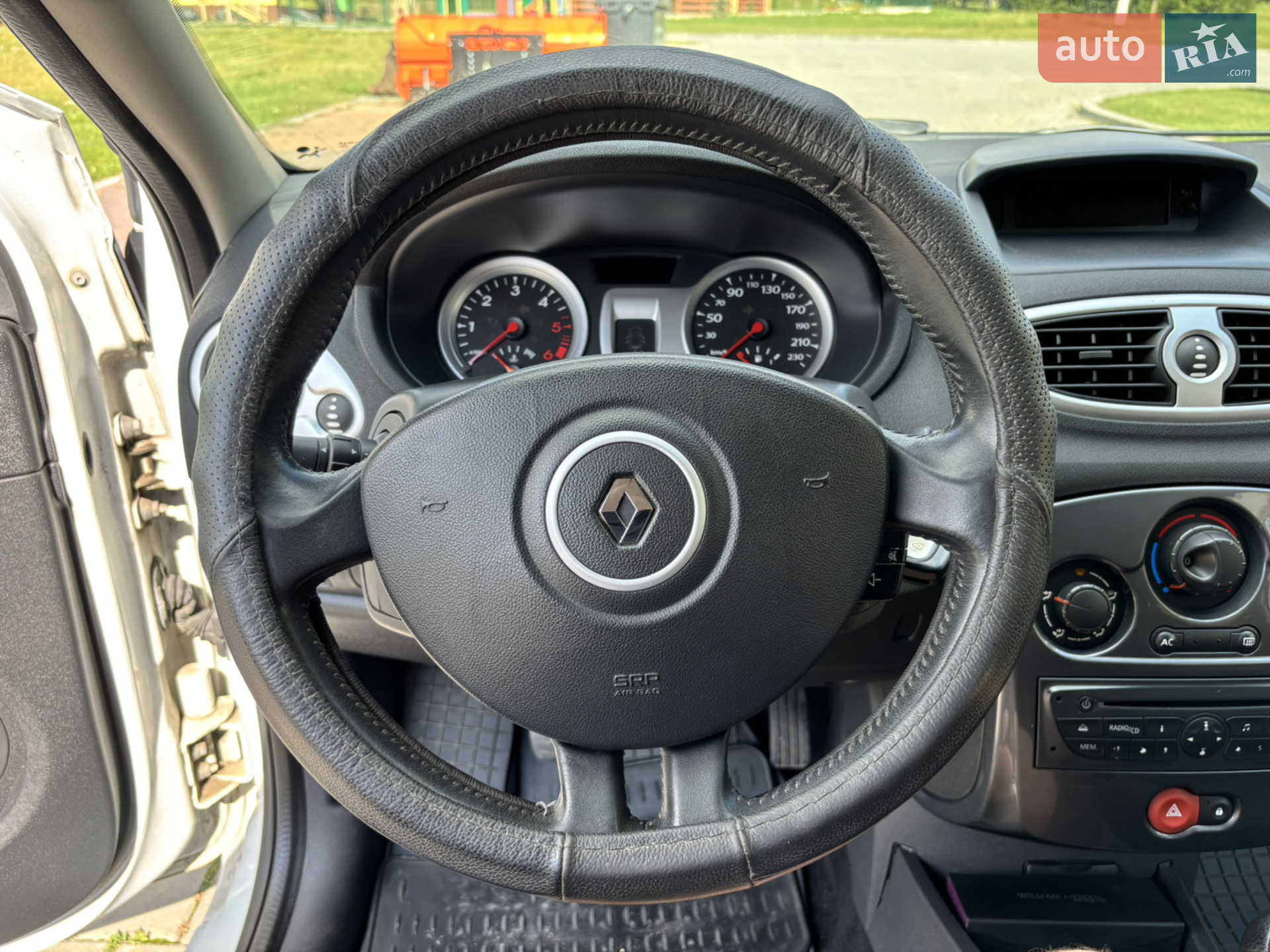 2012 Renault Clio - мініатюра 15