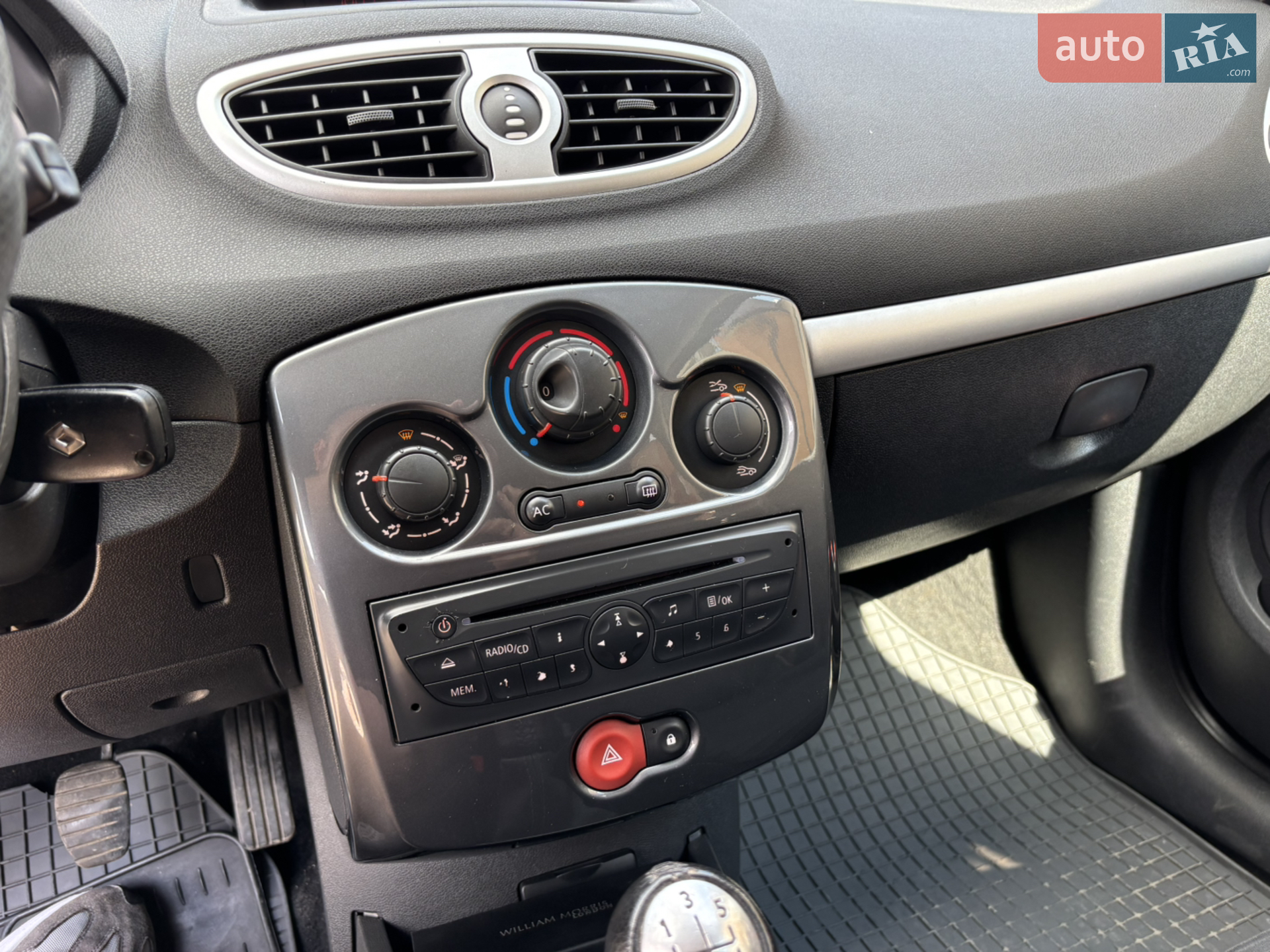 2012 Renault Clio - мініатюра 22