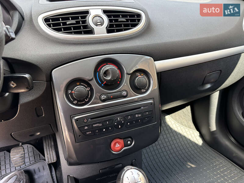 Универсал Renault Clio 2012 в Львове