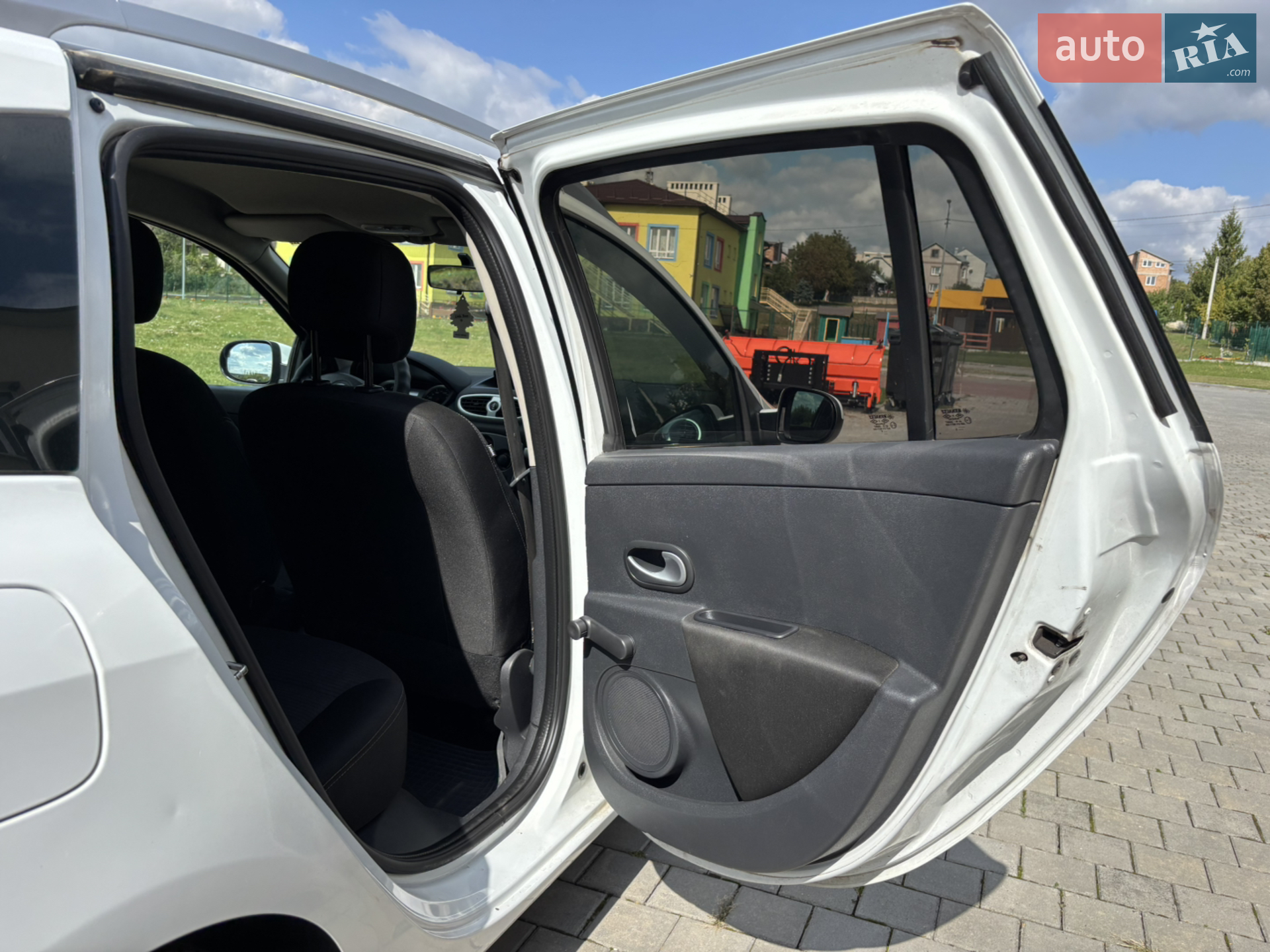 2012 Renault Clio - мініатюра 31