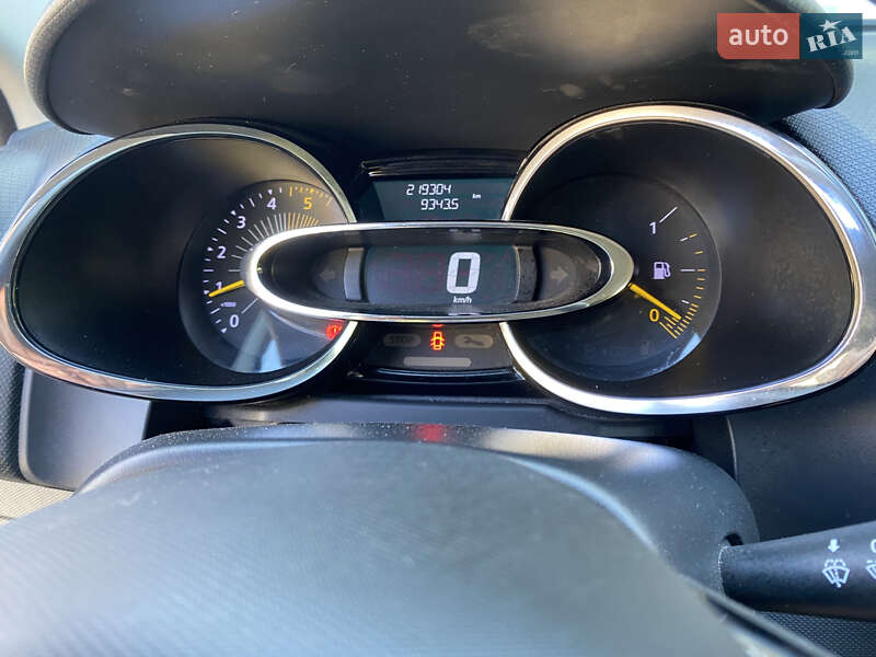 Универсал Renault Clio 2014 в Конотопе