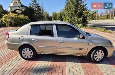 Седан Renault Clio 2006 в 