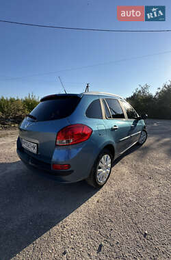 Универсал Renault Clio 2010 в 