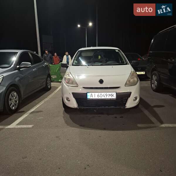 Хэтчбек Renault Clio 2011 в Киеве
