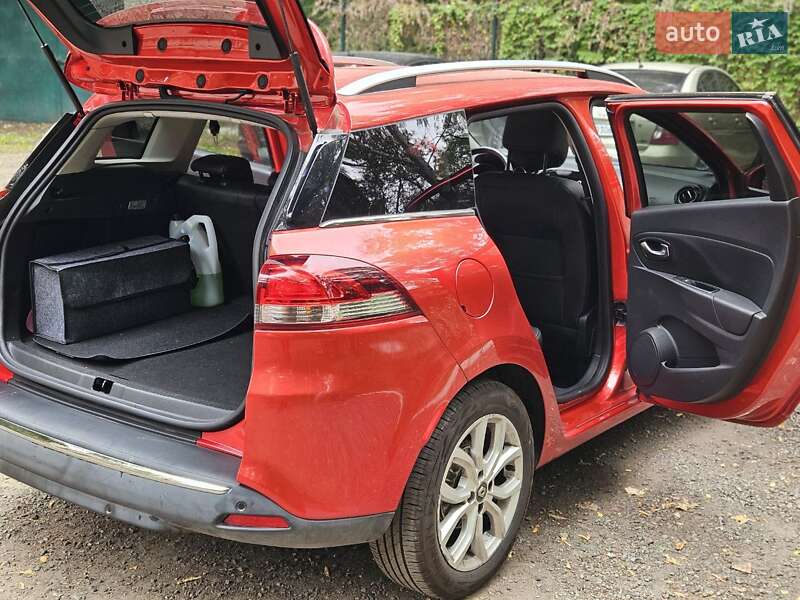 Универсал Renault Clio 2018 в Киеве