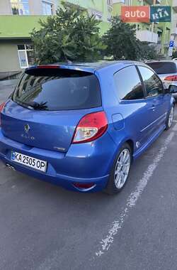 Хэтчбек Renault Clio 2009 в 