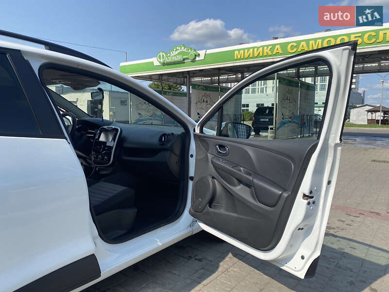 Универсал Renault Clio 2015 в Ивано-Франковске