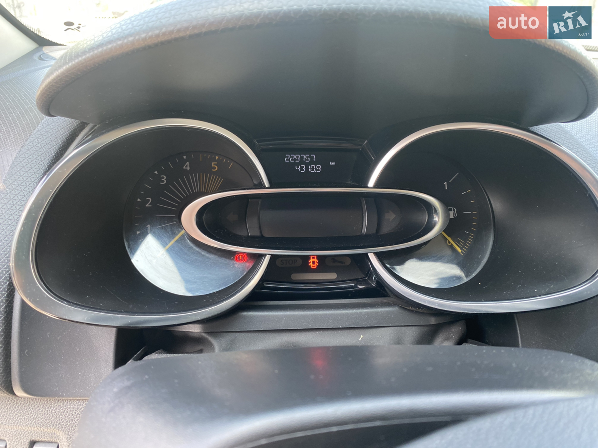 2015 Renault Clio - мініатюра 16