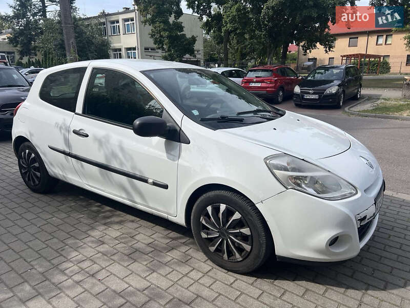 Хэтчбек Renault Clio 2013 в Харькове