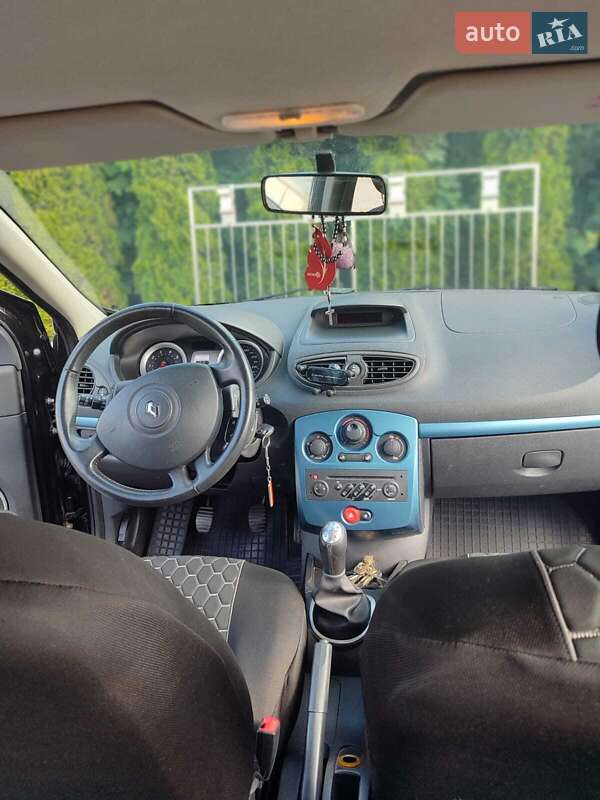 Хэтчбек Renault Clio 2008 в Надворной фото 4 Хэтчбек Renault Clio 2008 в Надворной