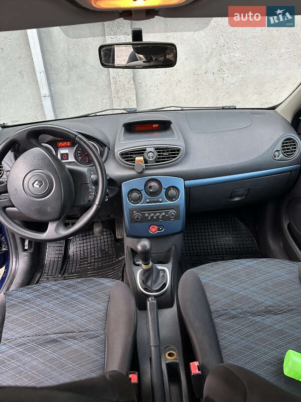 Хэтчбек Renault Clio 2008 в Полтаве