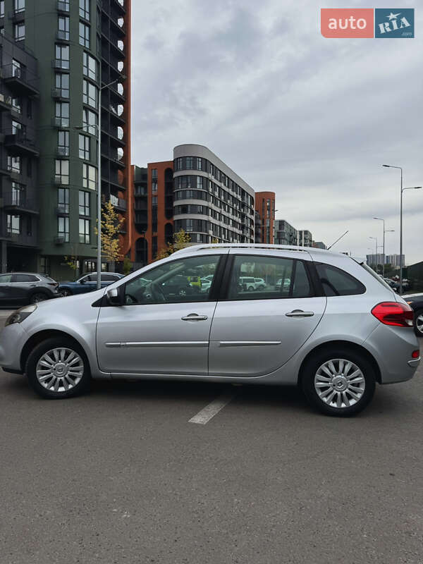 Универсал Renault Clio 2011 в Киеве