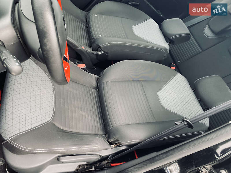 Хэтчбек Renault Clio 2014 в Киеве