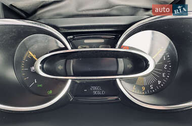 Хетчбек Renault Clio 2014 в 