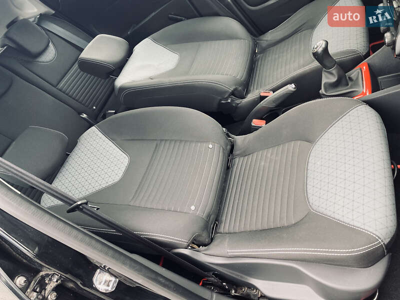 Хэтчбек Renault Clio 2014 в Киеве