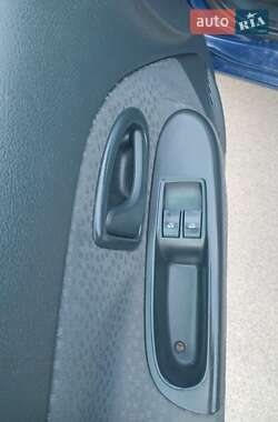 Седан Renault Clio 2008 в 