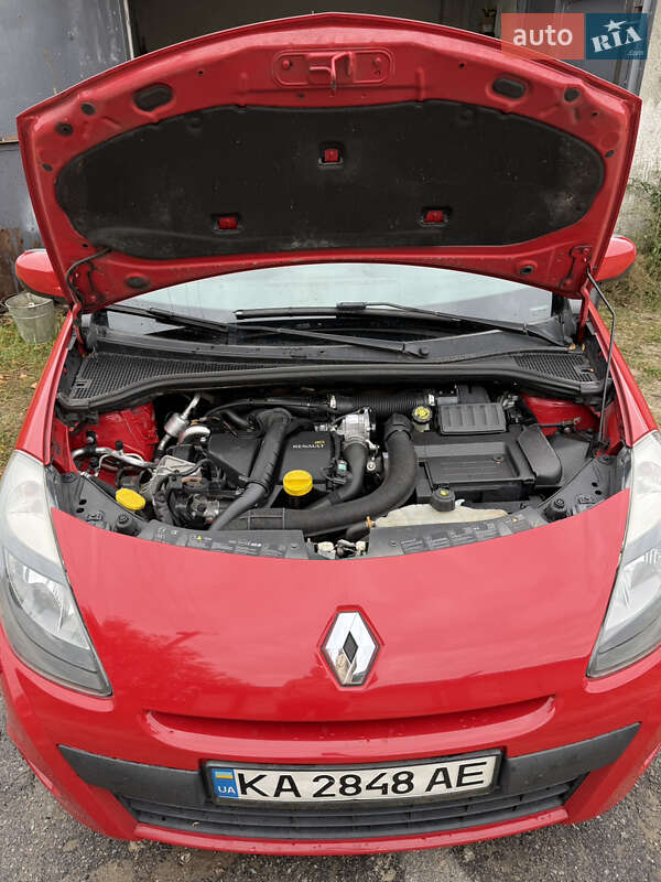 Хэтчбек Renault Clio 2012 в Шостке
