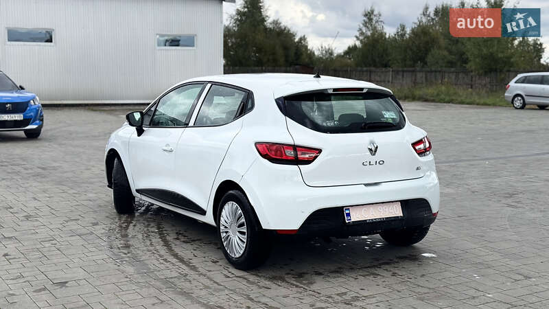 Хэтчбек Renault Clio 2015 в Брошневе-Осаде