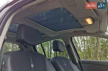 Хэтчбек Renault Clio 2012 в 