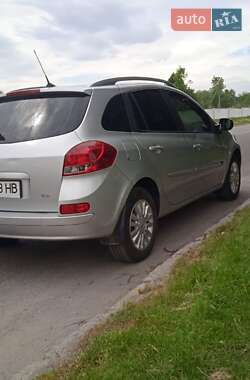 Универсал Renault Clio 2011 в Полонном