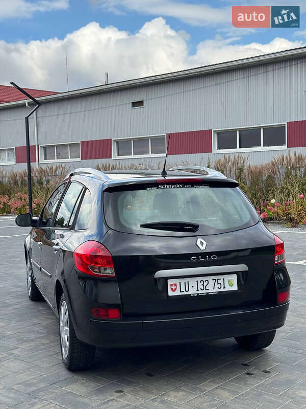 Универсал Renault Clio 2010 в Луцке