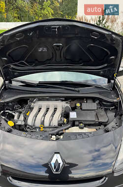 Универсал Renault Clio 2010 в 