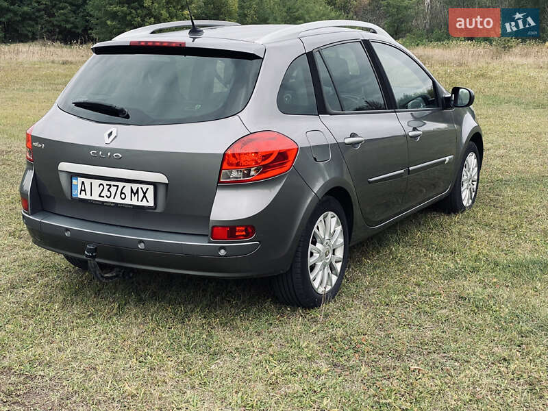 Универсал Renault Clio 2010 в Борисполе