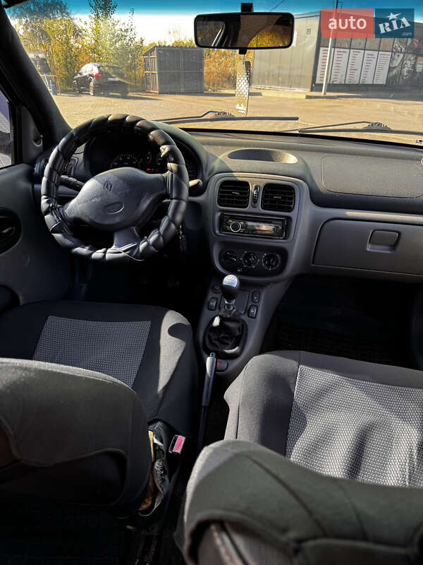 Хэтчбек Renault Clio 2001 в Днепре
