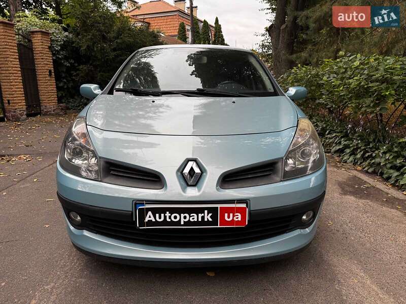 Хэтчбек Renault Clio 2007 в Киеве