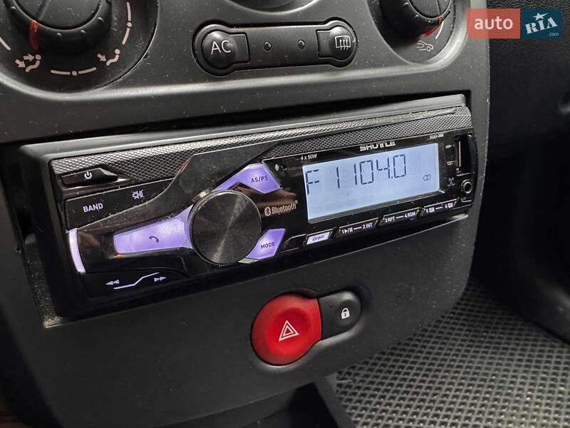 Хэтчбек Renault Clio 2007 в Киеве