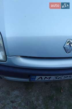 Хэтчбек Renault Clio 2000 в 