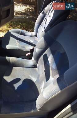 Хэтчбек Renault Clio 2000 в 