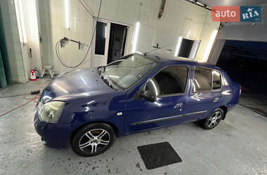 Седан Renault Clio 2006 в 
