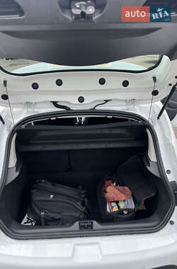 Хэтчбек Renault Clio 2014 в 