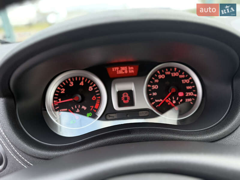 Универсал Renault Clio 2011 в Ровно фото 19 Универсал Renault Clio 2011 в Ровно