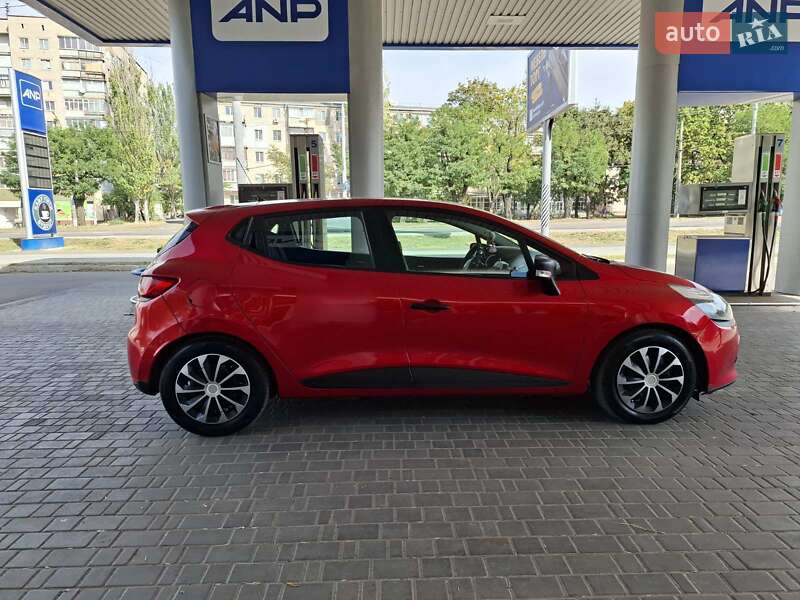 Хэтчбек Renault Clio 2016 в Николаеве