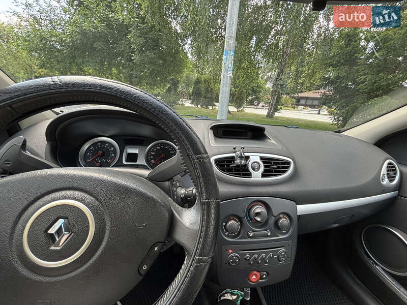 Универсал Renault Clio 2009 в Житомире
