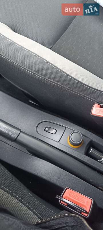 Универсал Renault Clio 2010 в Сумах