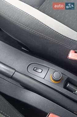 Универсал Renault Clio 2010 в 