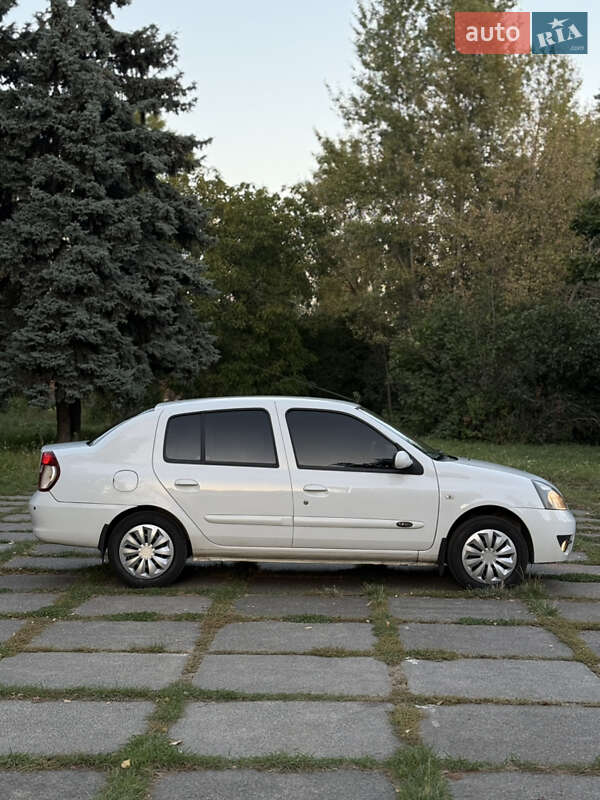 Седан Renault Clio 2008 в Киеве фото 8 Седан Renault Clio 2008 в Киеве