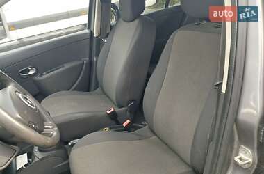 Универсал Renault Clio 2010 в 