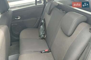 Универсал Renault Clio 2010 в 