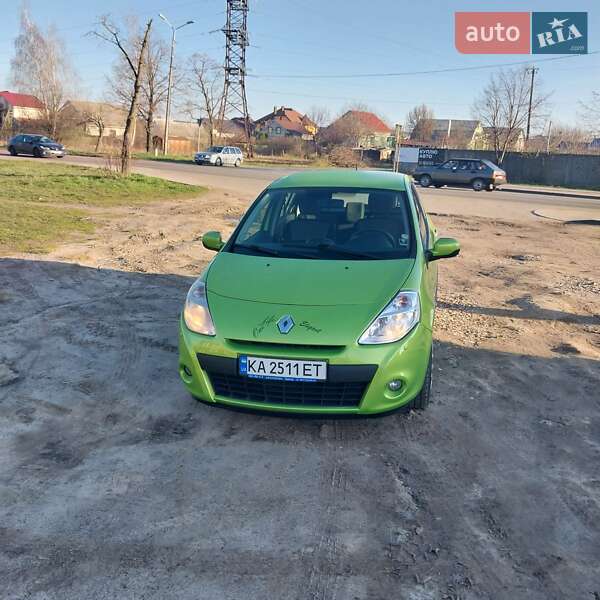 Хэтчбек Renault Clio 2009 в Чернигове